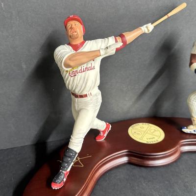 Danbury Mint - Mark McGwire & Sammy Sosa
