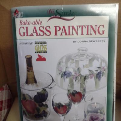 Acrylic Paints and Glass Painting Book