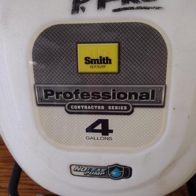Backpack Sprayer- Four Gallon Capacity