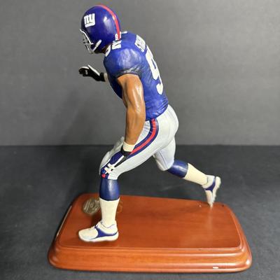 Danbury Mint - Michael Strahan Figurine