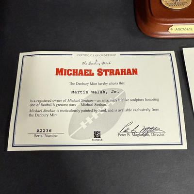 Danbury Mint - Michael Strahan Figurine