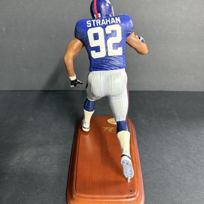 Danbury Mint - Michael Strahan Figurine