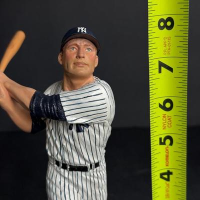 Danbury Mint - Mickey Mantle Figurine