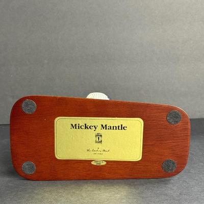 Danbury Mint - Mickey Mantle Figurine