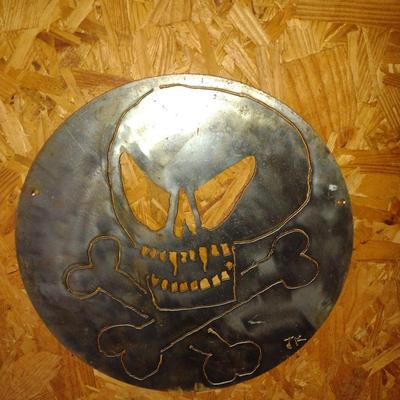 Metal Wall Art- Approx 14" in Diameter