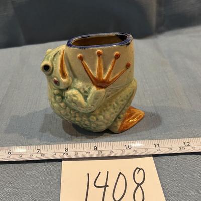 Vintage Ceramic Frog Planter