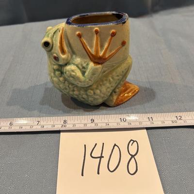 Vintage Ceramic Frog Planter