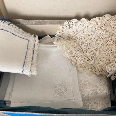 Sale Photo Thumbnail #248: Nice, tote full of vintage linens.  Great condition.