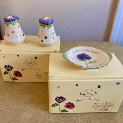 Sale Photo Thumbnail #288: Lenox in like new condition.  Good boxes