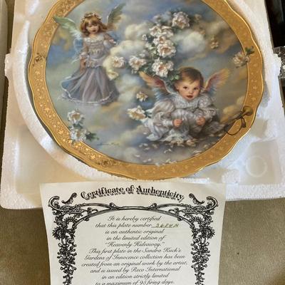 Sale Photo Thumbnail #306: Set of 4 Bradford Exchange Plates.