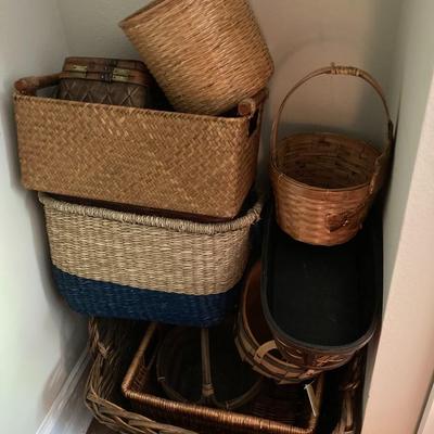 Sale Photo Thumbnail #360: Basket Lot.  All in great clean condition.  YOu are buying all the items in the above photo