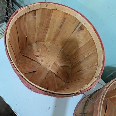 2 bushel baskets