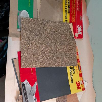 Saws, sandpaper, tools for putty work