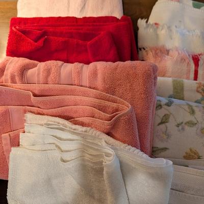 Variety of towels, washcloths, and hand towels