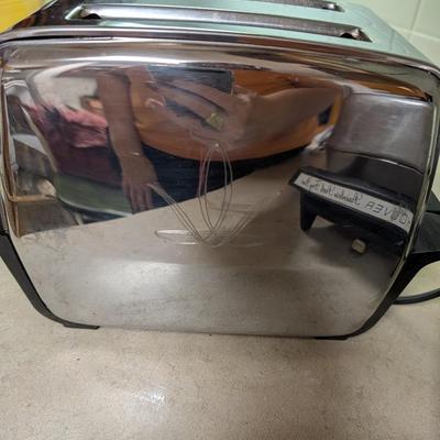 Vintage toaster and electric skillet