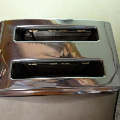 Vintage toaster and electric skillet