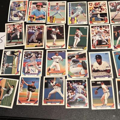 Topps Baseball Cards