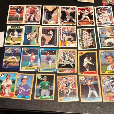 Topps Baseball Cards