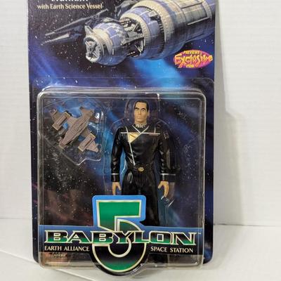 Babylon 5 Dr. Stephen Franklin Action Figure w Earth Science Vessel Previews Exclusive
