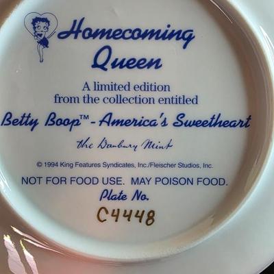 Danbury Mint Betty Boop Homecoming Queen Limited Edition Collector Plate - 1994 America's Sweetheart Series