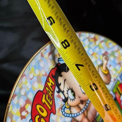 Danbury Mint Betty Boop Homecoming Queen Limited Edition Collector Plate - 1994 America's Sweetheart Series