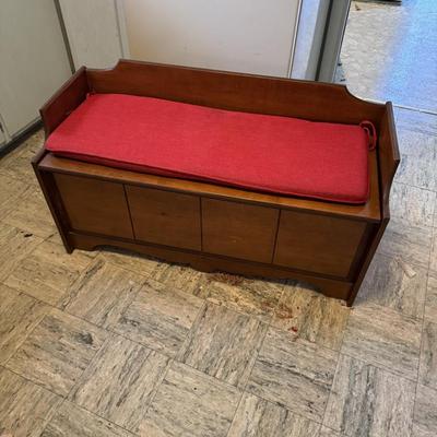 Cedar Parlor Bench As Is