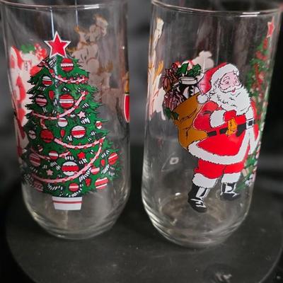 Vintage 1980s Holiday Highball Glasses – Santa’s Sleigh & Christmas Tree Pair – Festive Retro Barware