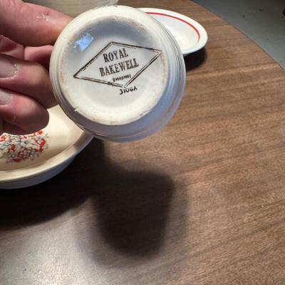 Vintage Royal Bakeware Set