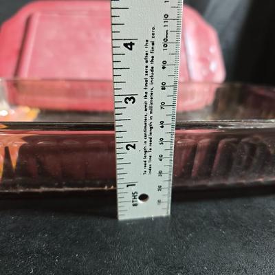 Two 9" x 13" glass Cake pans with Pyrex Portables insulated casserole carrier travel bags a tablecloth and a new flip flop...