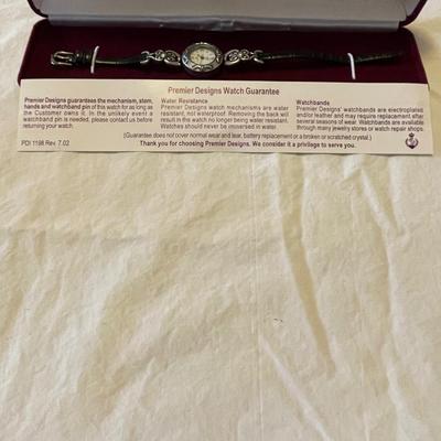 LADIES PREMIUM DESIGN QUARTZ WATCH