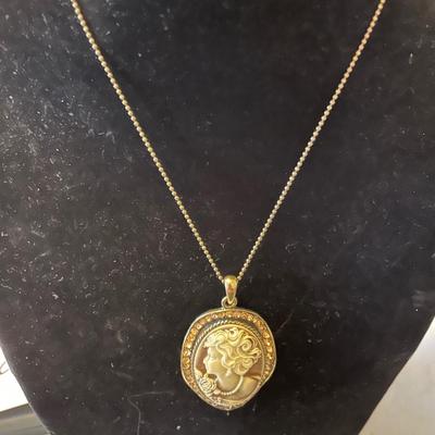 THREE PIECE CAMEO COLLECTION