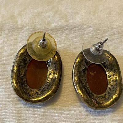 THREE PIECE CAMEO COLLECTION