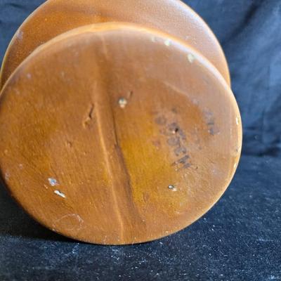 Plant / Flowerpots Three marked Haeger and a green thumb to encourage your growing skills. Royal Haeger