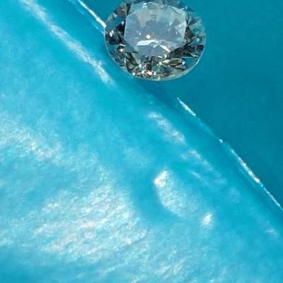 GIA CERTIFIED NATURAL DIAMOND