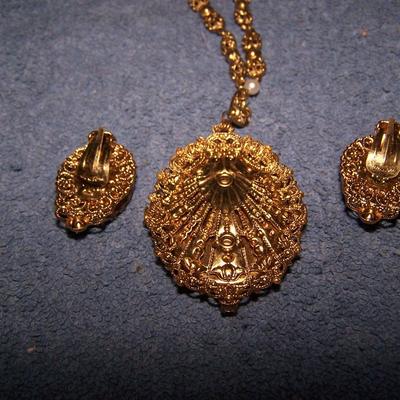 LOT 124 WONDERFUL VINTAGE SIGNED JEWELRY-WEST GERMANY/CZECH