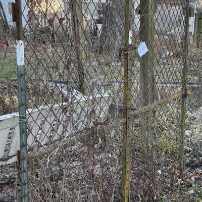 2 Decorative Panels with 3 T Post