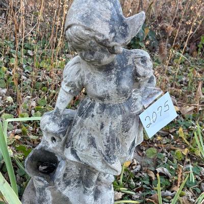 Little Dutch Girl (Chip on Bottom)