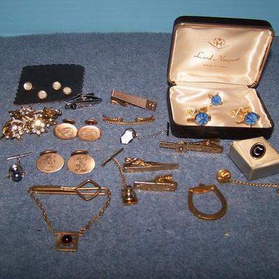 LOT 141 FAB VINTAGE CUFFLINKS/TIE CLASPS&TACS/BUTTONS SEVERAL BLACK PEARLS
