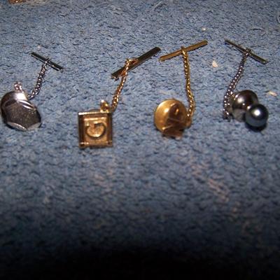 LOT 141 FAB VINTAGE CUFFLINKS/TIE CLASPS&TACS/BUTTONS SEVERAL BLACK PEARLS