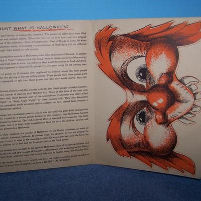 LOT 142 FABULOUS VINTAGE HALLOWEEN PAPER WEENY WITCH PARTY BOOK++