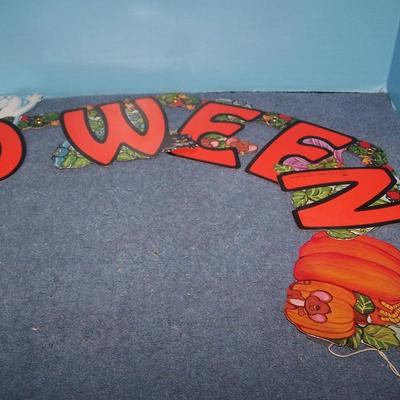 LOT 150 GREAT COLLECTABLE HALLOWEEN PAPER ITEMS