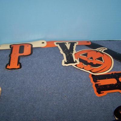 LOT 150 GREAT COLLECTABLE HALLOWEEN PAPER ITEMS