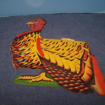 LOT 151 FAB VINTAGE THANKSGIVING HONEYCOMB TURKEYS