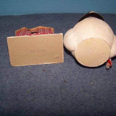 LOT 154 GRAND VINTAGE CHRISTMAS DECOR--HOUSES/SNOWMAN/BIRD