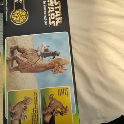 SEALED STAR WARS RONTO AND JAWA FIGURES WITH BLASTER PISTOL