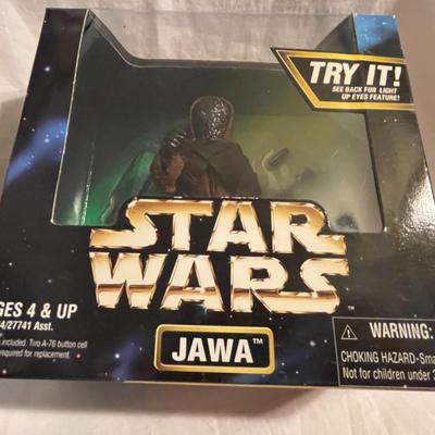 SEALED 1997 STAR WARS JAWA WITH LIGHT UP EYES