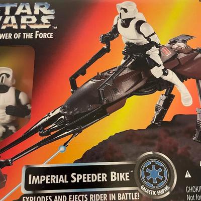 SEALED STAR WARS IMPERIAL SPEEDER BIKE (EXPLODES AND EJECTS RIDER IN BATTLE)