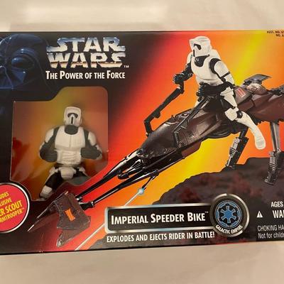 SEALED STAR WARS IMPERIAL SPEEDER BIKE (EXPLODES AND EJECTS RIDER IN BATTLE)