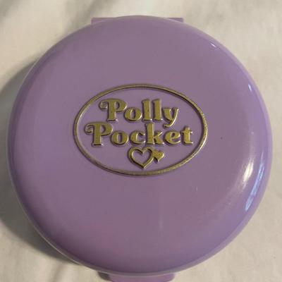 2 VINTAGE POLLY POCKETS