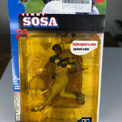 McFarlane's SportsPicks Big League Challenge Sammy Sosa #21 Baseball Figure Cubs